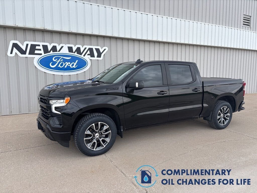 2024 CHEVROLET Silverado