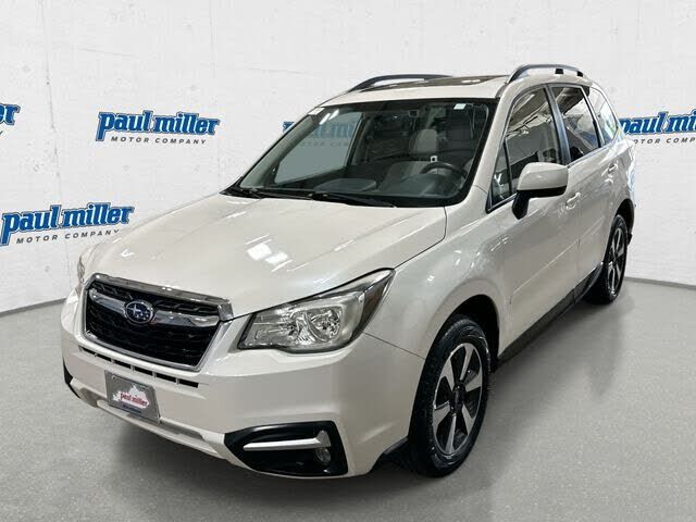 2017 SUBARU Forester