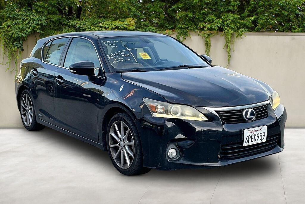 2011 LEXUS CT