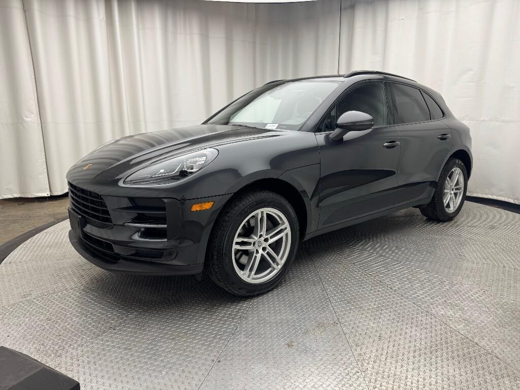 2019 PORSCHE Macan