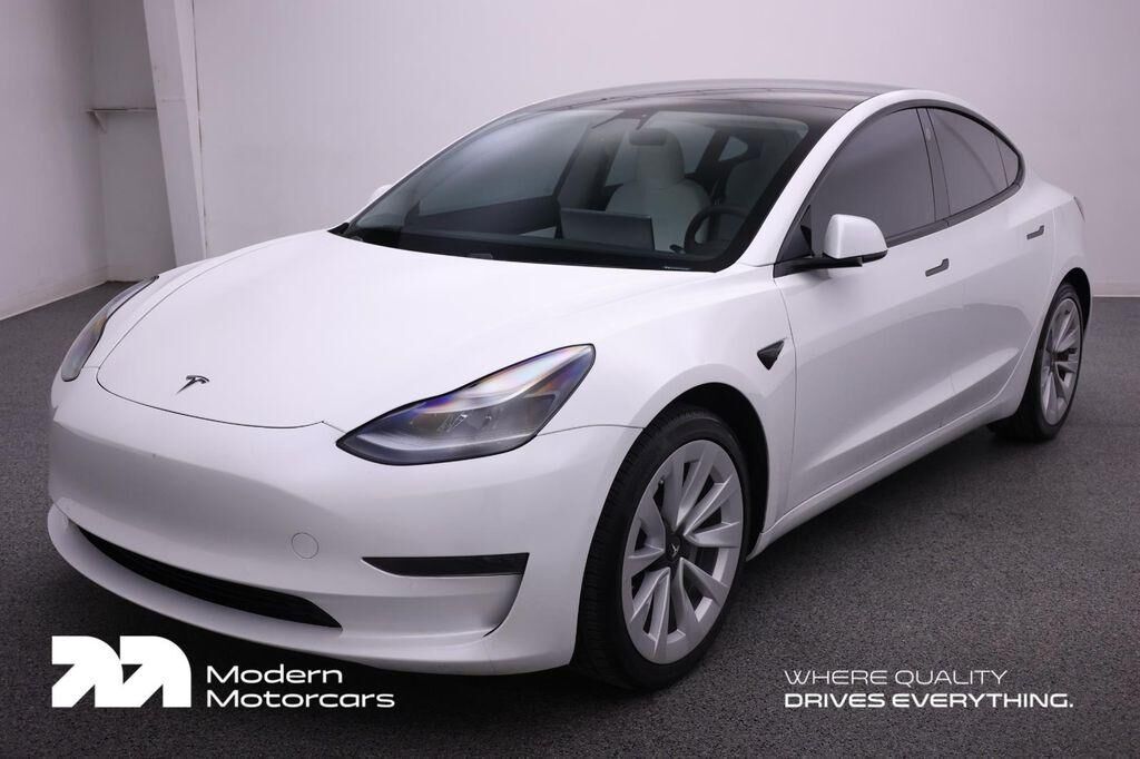 2021 TESLA Model 3