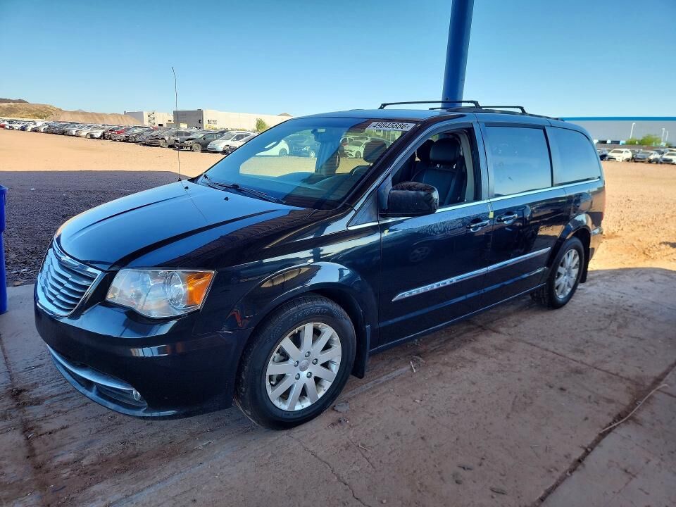 2016 CHRYSLER Town and Country