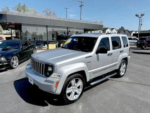 2012 JEEP Liberty