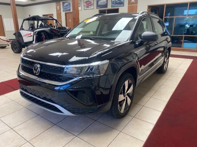 2024 VOLKSWAGEN Taos 4Motion