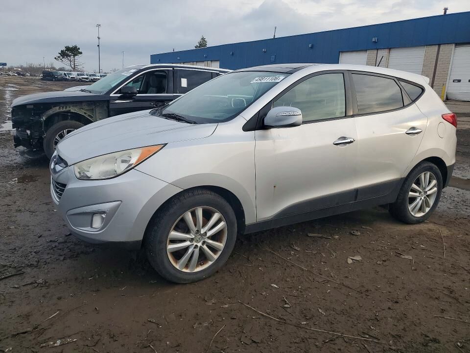 2013 HYUNDAI Tucson