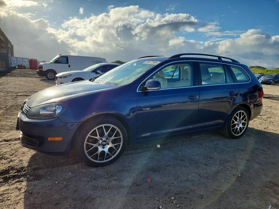 2011 VOLKSWAGEN Jetta Wagon
