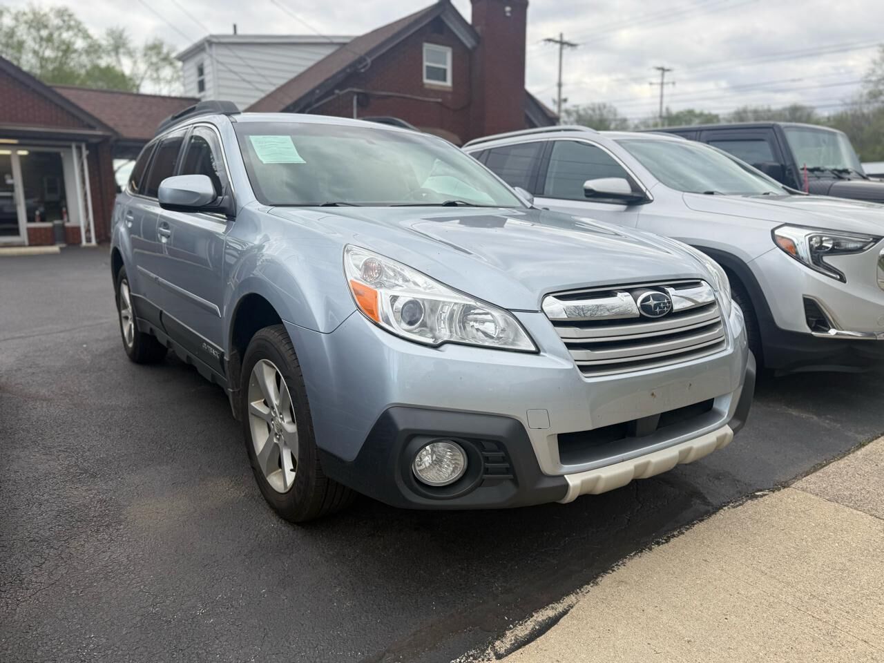 2014 SUBARU Outback