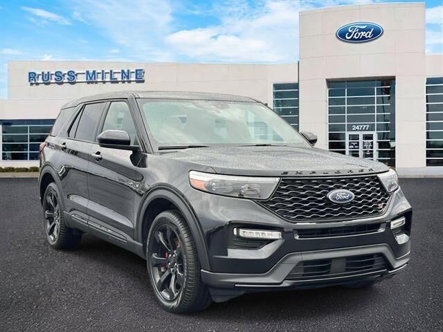 2022 FORD Explorer