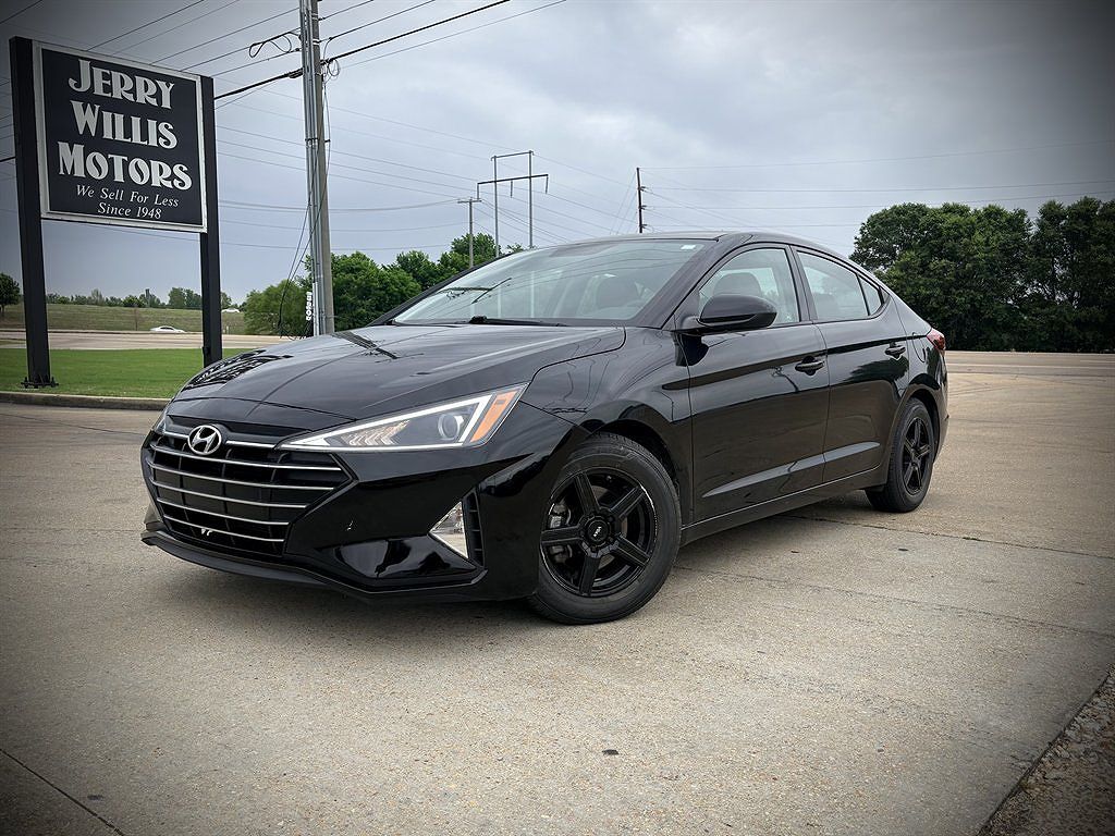 2019 HYUNDAI Elantra