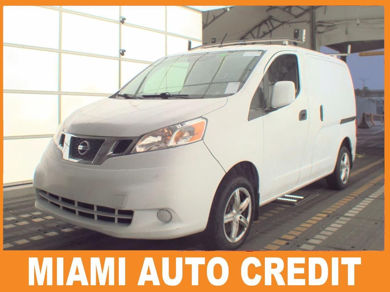 2017 NISSAN NV200