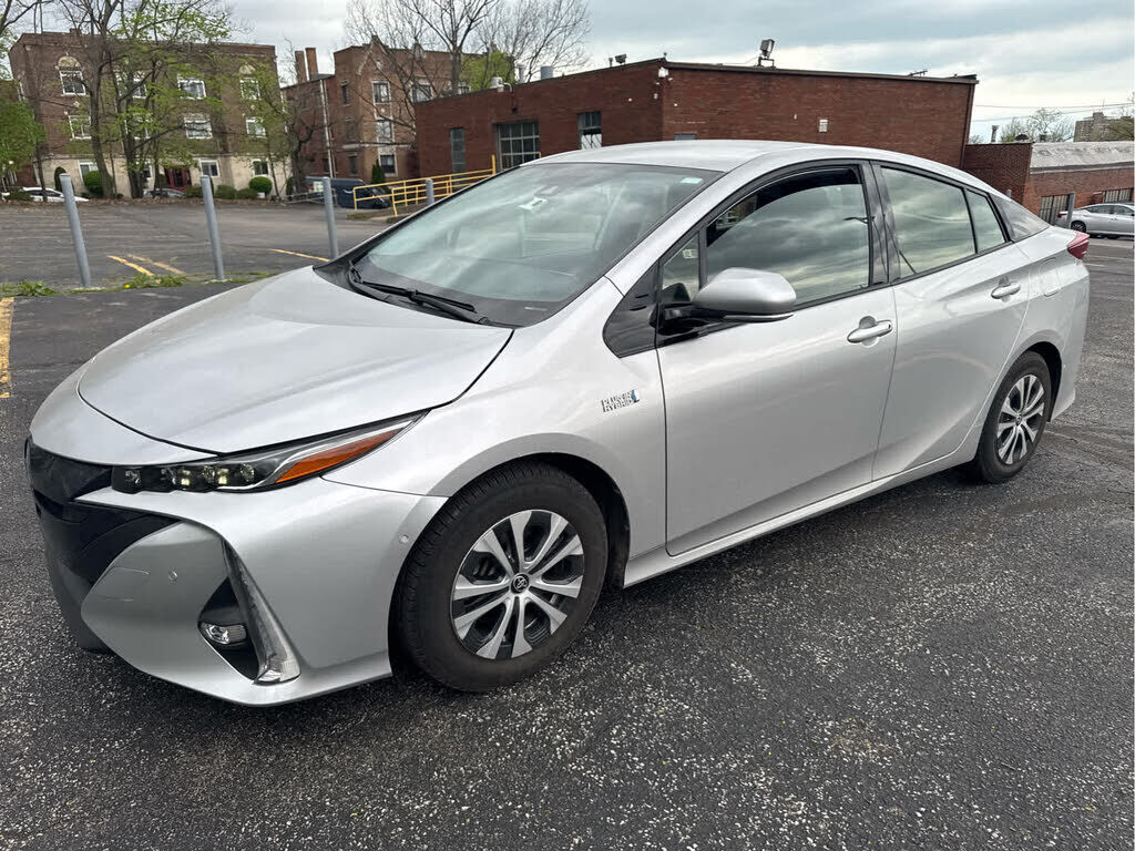 2020 TOYOTA Prius