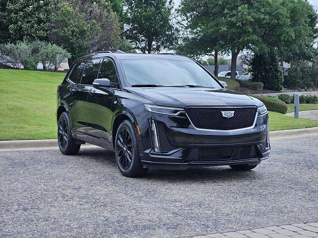 2022 CADILLAC XT6