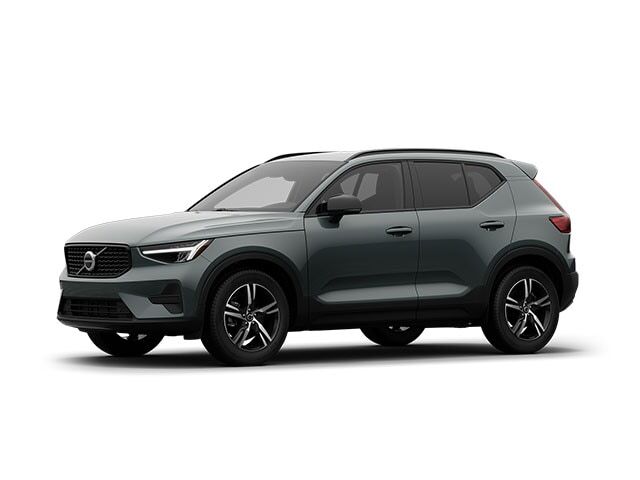 2026 VOLVO XC40