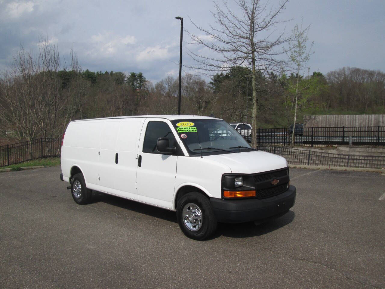 2016 CHEVROLET Express