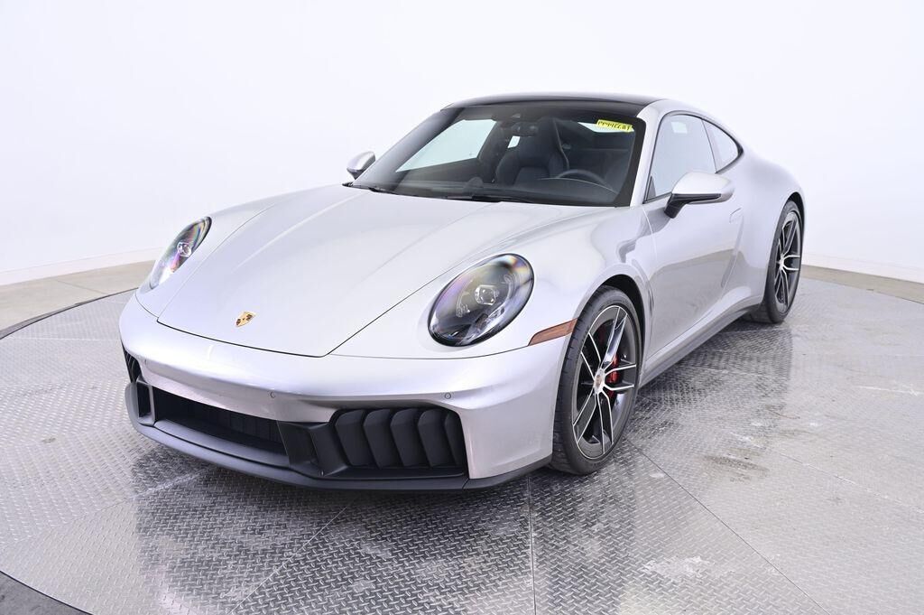 2025 PORSCHE 911