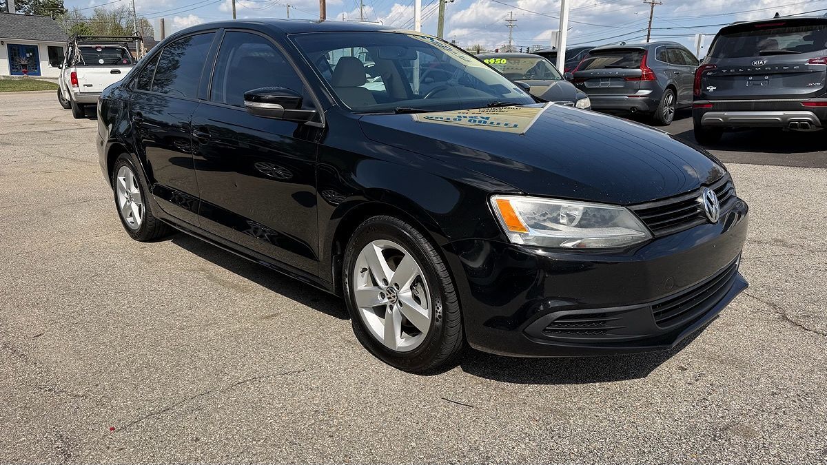 2012 VOLKSWAGEN Jetta