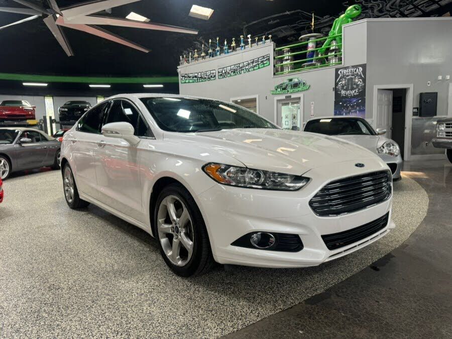 2015 FORD Fusion