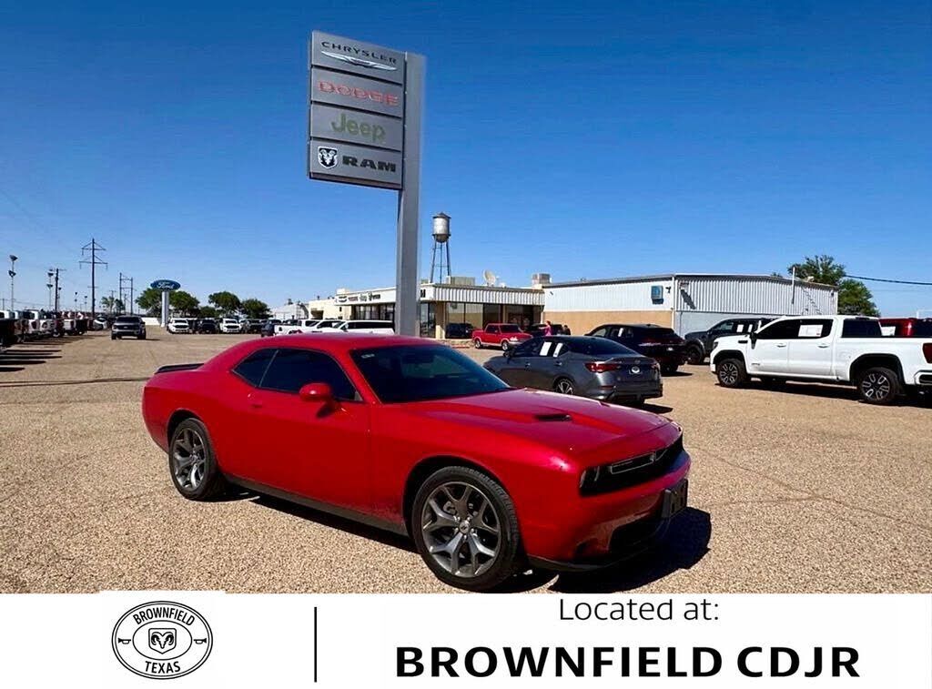 2017 DODGE Challenger