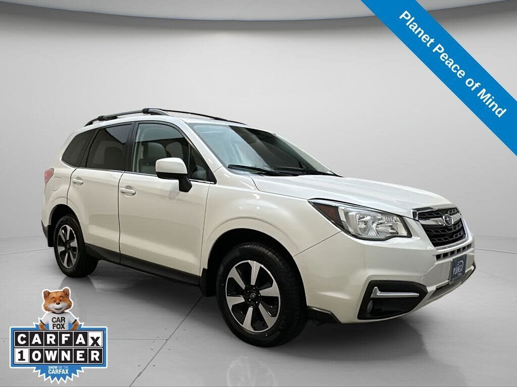2017 SUBARU Forester