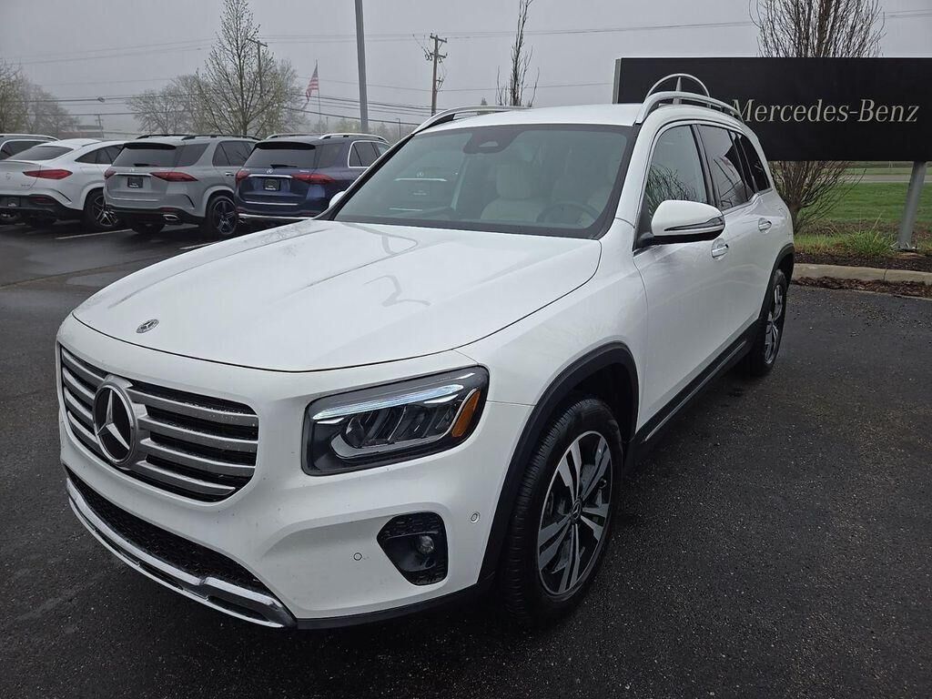 2025 MERCEDES-BENZ GLB-Class