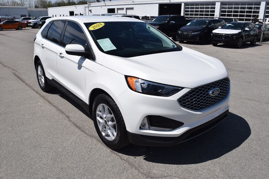2024 FORD Edge
