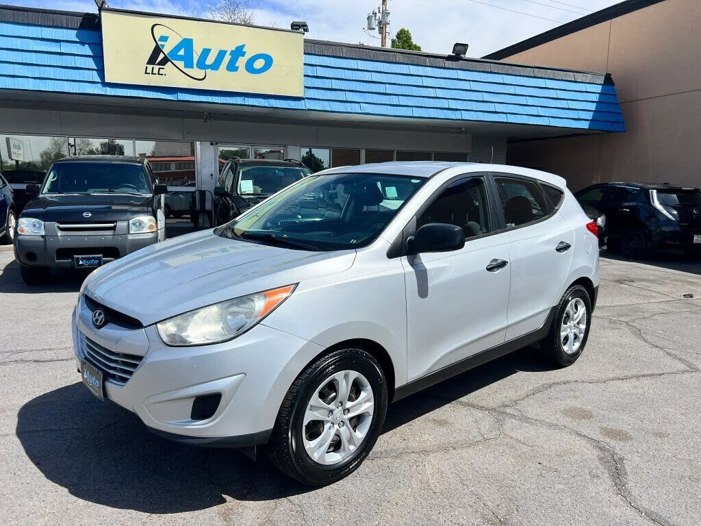 2011 HYUNDAI Tucson