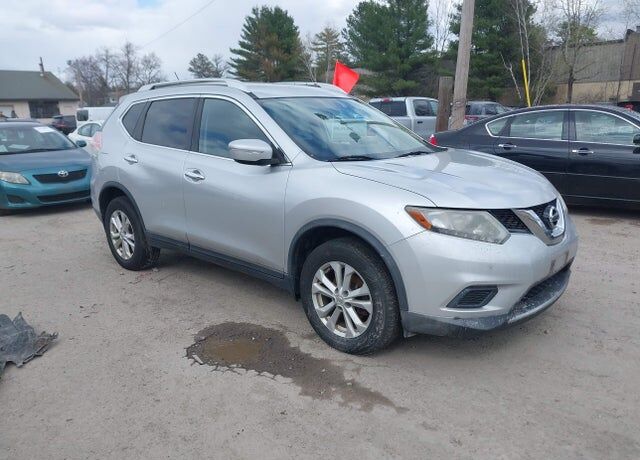 2015 NISSAN Rogue