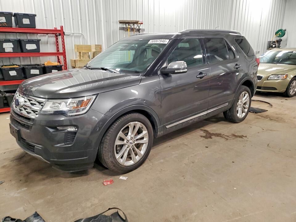 2019 FORD Explorer