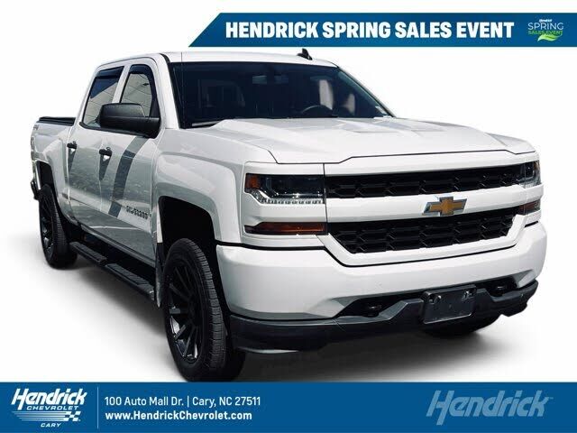 2018 CHEVROLET Silverado