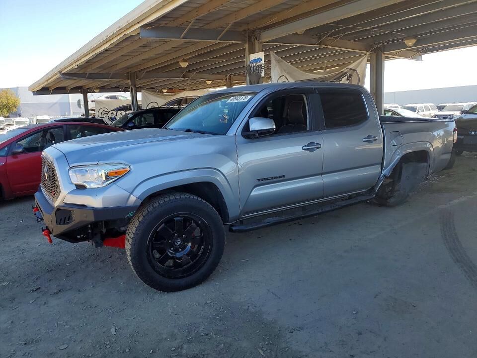2019 TOYOTA Tacoma