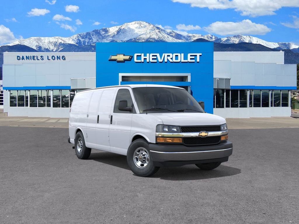2026 CHEVROLET Express
