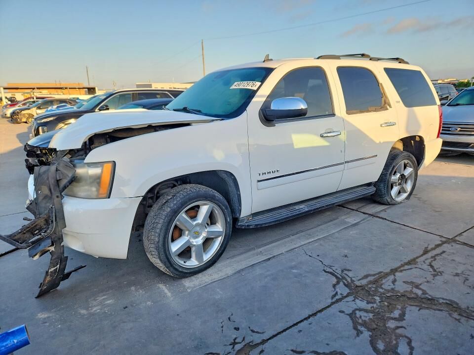 2011 CHEVROLET Tahoe