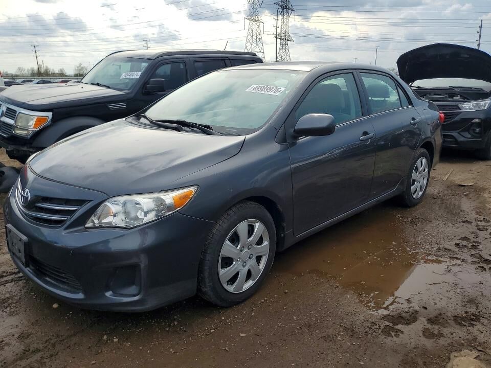 2013 TOYOTA Corolla
