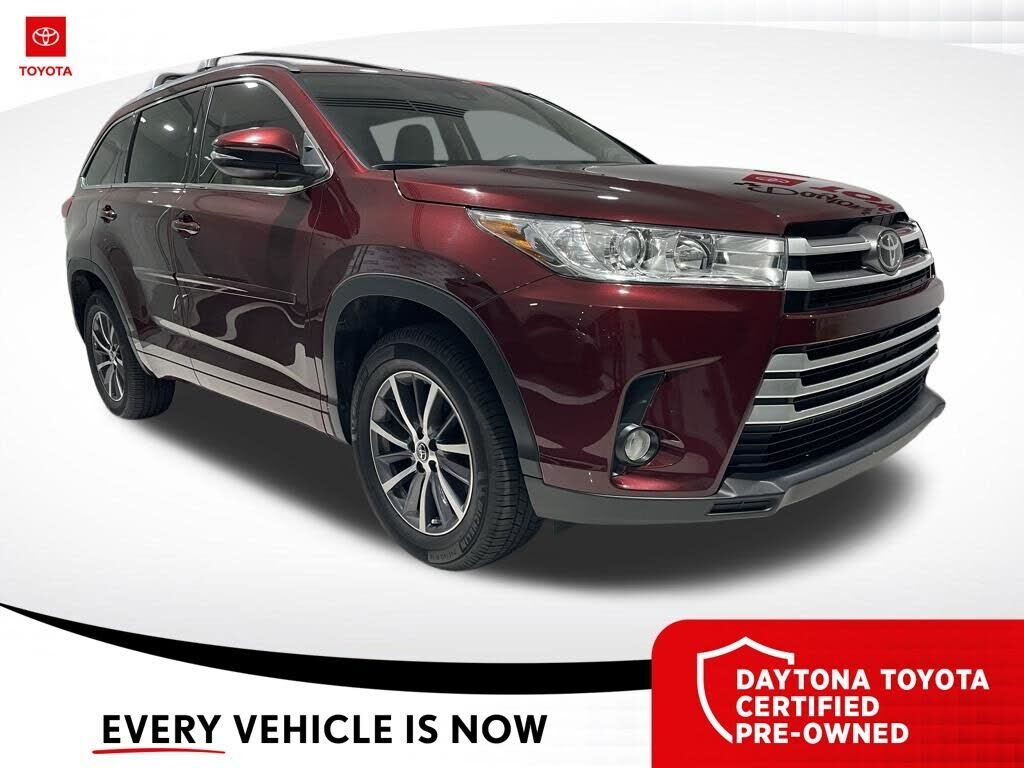 2017 TOYOTA Highlander