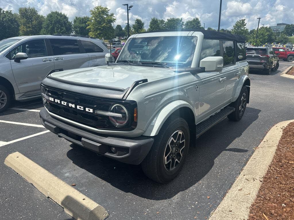 2023 FORD Bronco