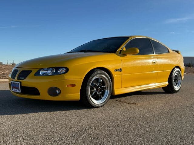 2004 PONTIAC GTO