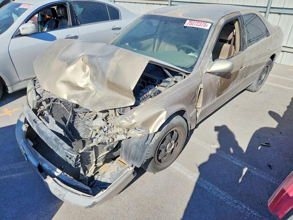2001 TOYOTA Camry