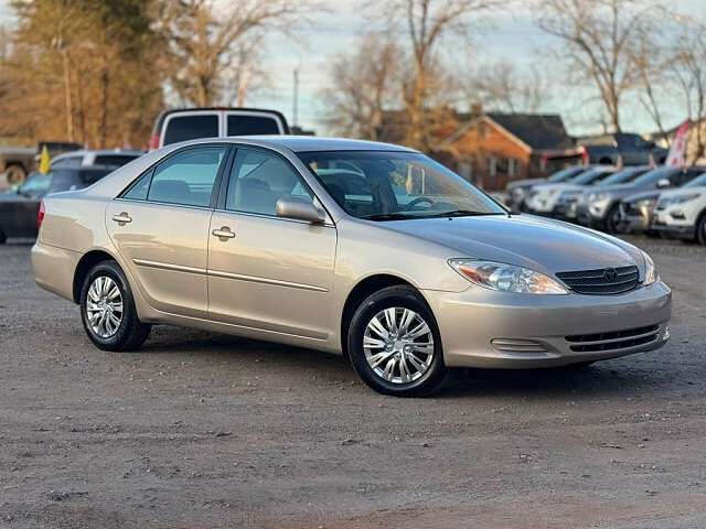 2004 TOYOTA Camry