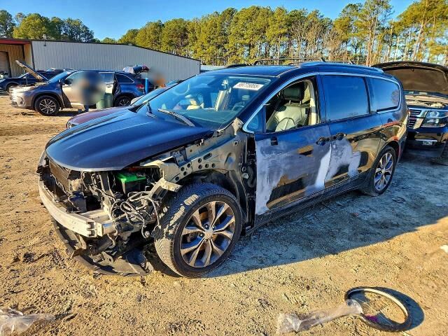 2018 CHRYSLER Pacifica