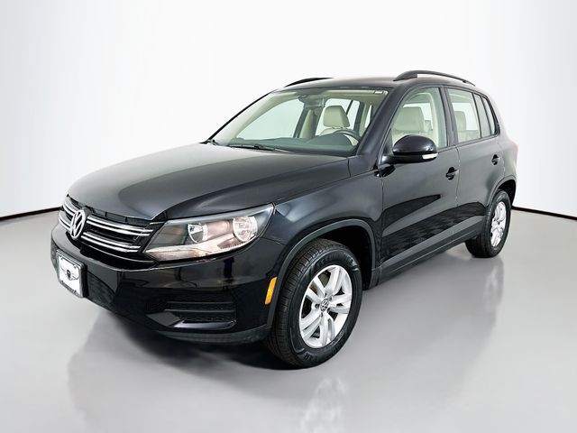 2017 VOLKSWAGEN Tiguan