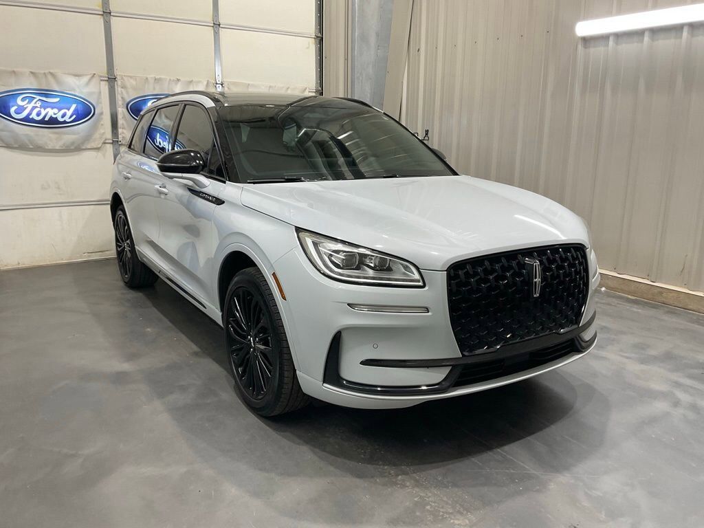 2025 LINCOLN Corsair