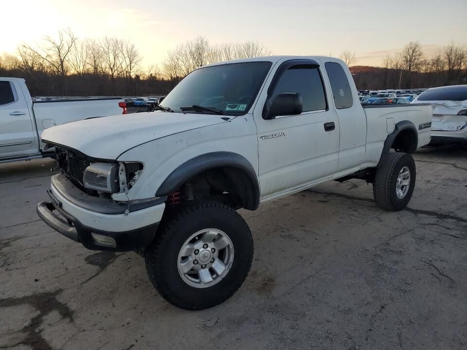 2004 TOYOTA Tacoma