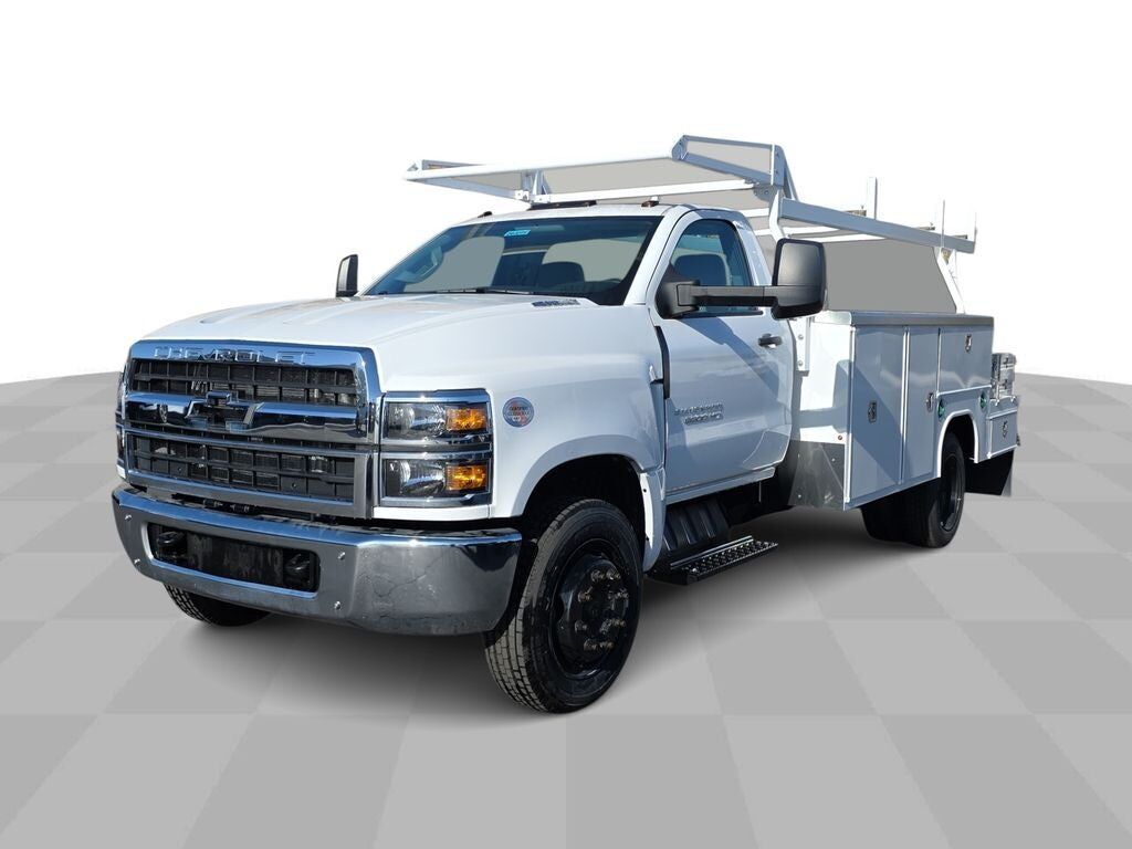 2024 GMC Silverado Medium Duty