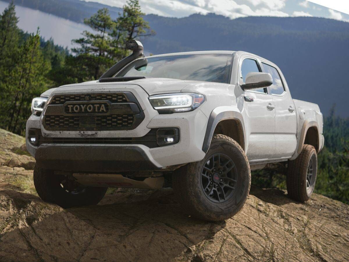 2020 TOYOTA Tacoma