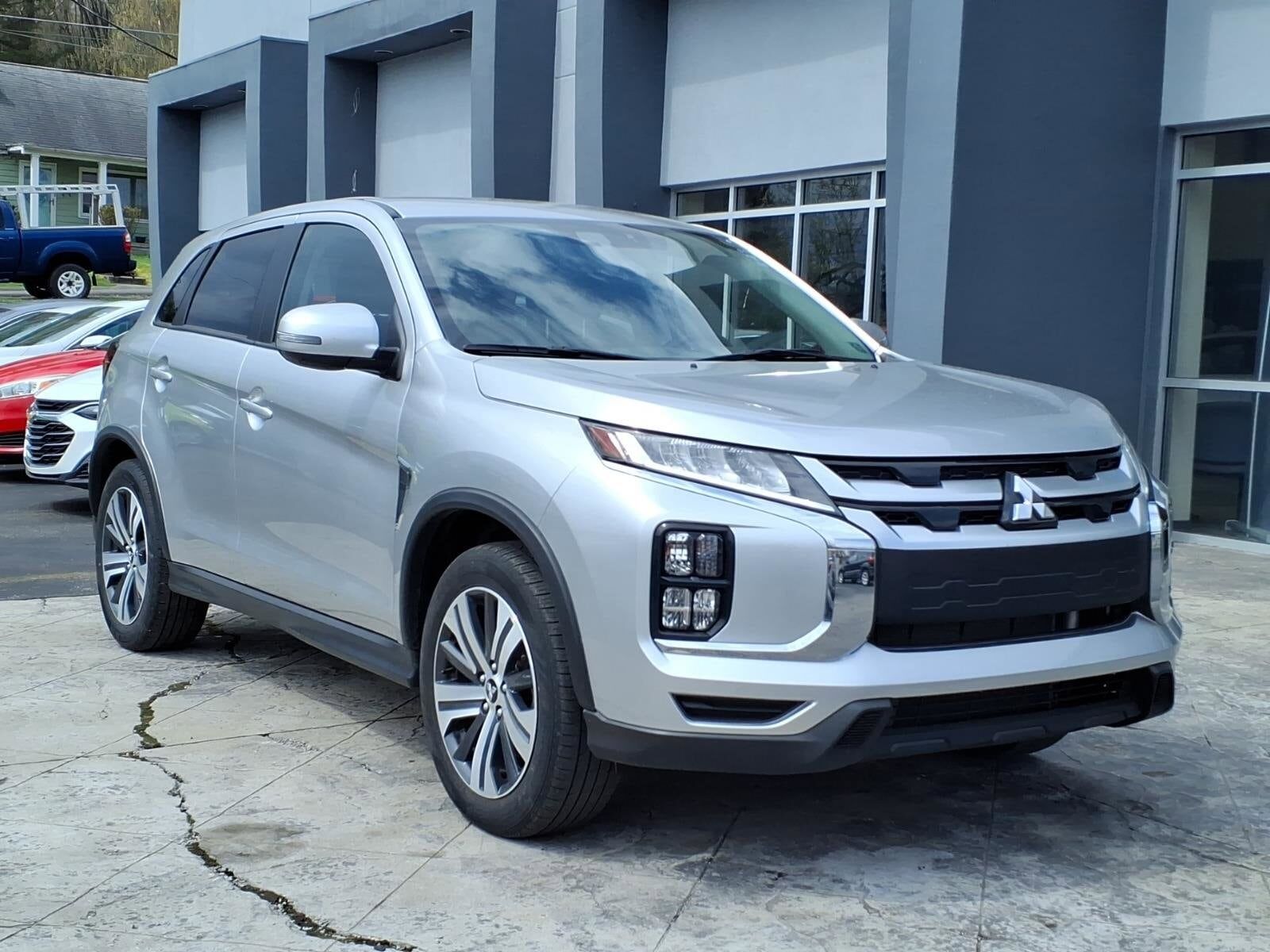 2025 MITSUBISHI Outlander Sport