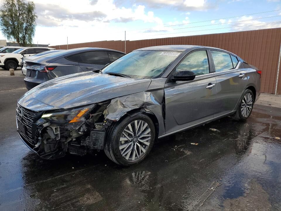 2025 NISSAN Altima