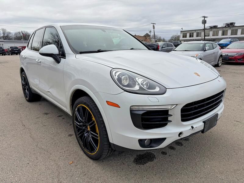 2018 PORSCHE Cayenne