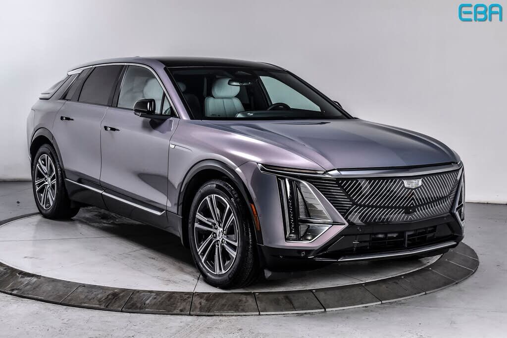 2024 CADILLAC Lyriq