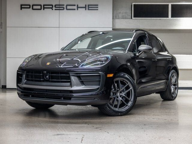 2026 PORSCHE Macan