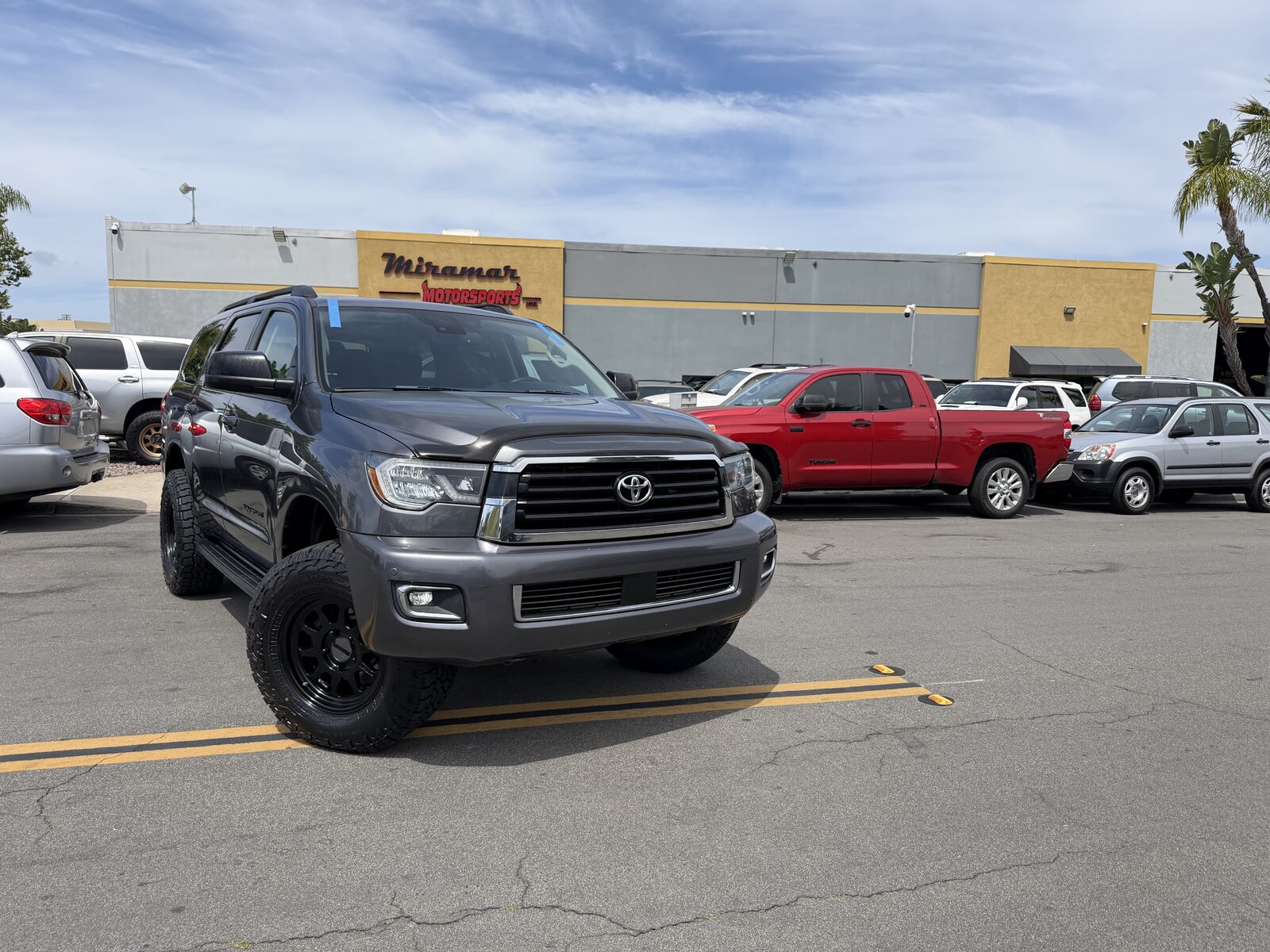 2018 TOYOTA Sequoia